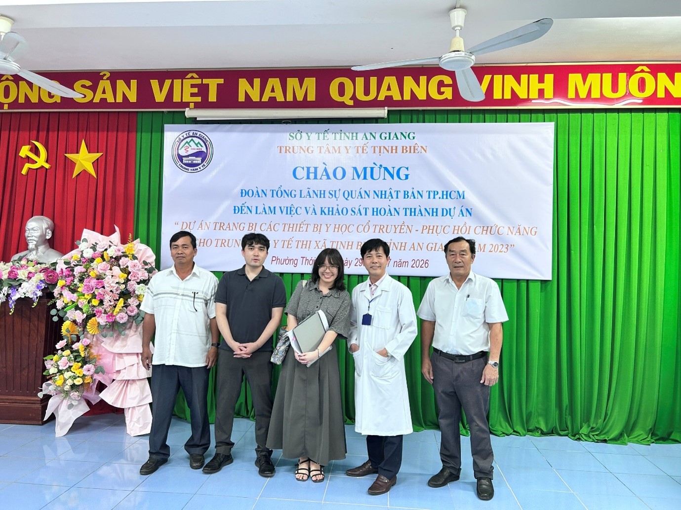 Trung tâm Y tế Tịnh Biên đón tiếp và làm việc với đoàn công tác tổng lãnh sự quán Nhật Bản